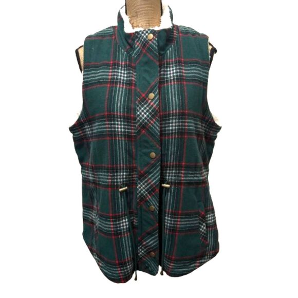 NWT Maurices Christmas Plaid Sherpa Lined Utility Vest Green Winter Size XXL - Picture 1 of 4